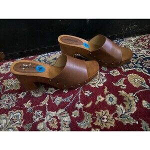 Brown Wooden Sandal Heals with Brass Details. Size 10 Women's